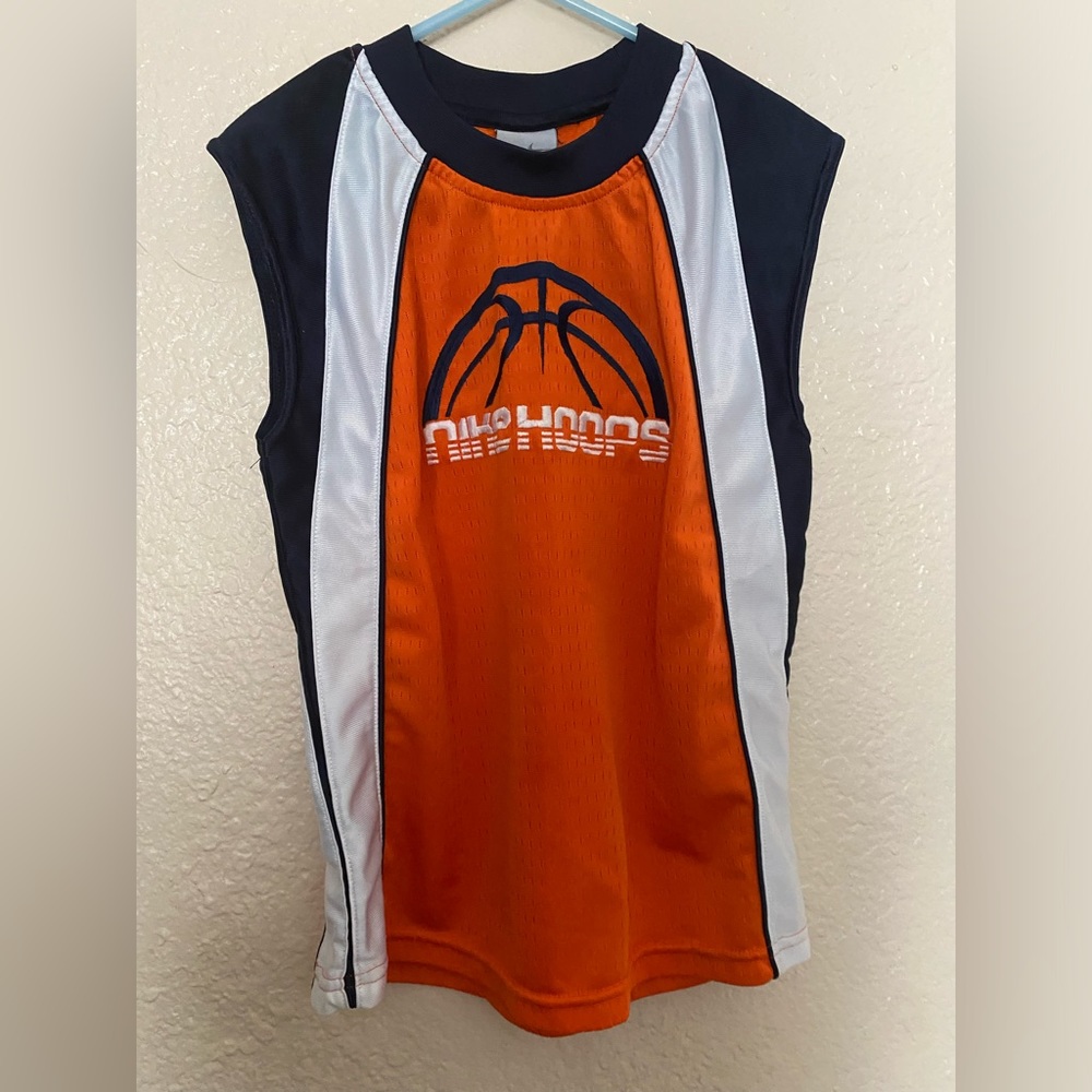 Nike Size 6 boy Jersey shirt